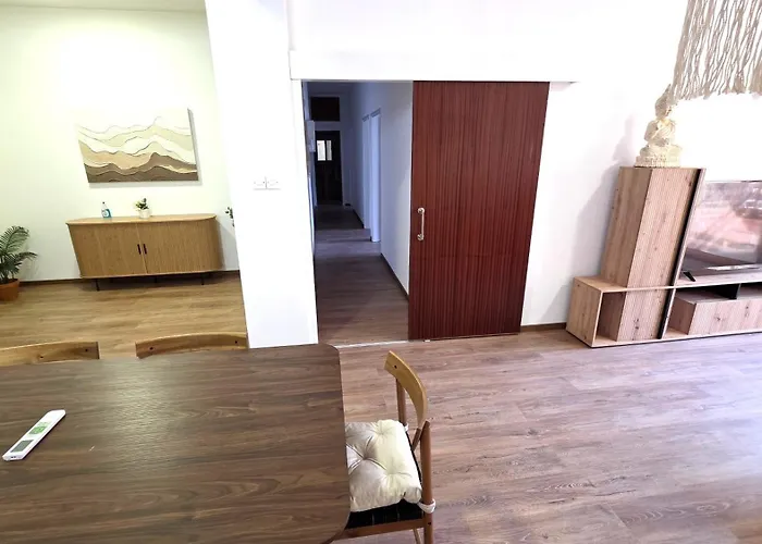 Steps To - Modern With 1gb Wi-fi Apartament *