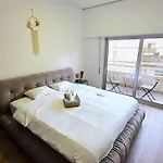 Lejlighed Steps To - Modern With 1gb Wi-fi Larnaca