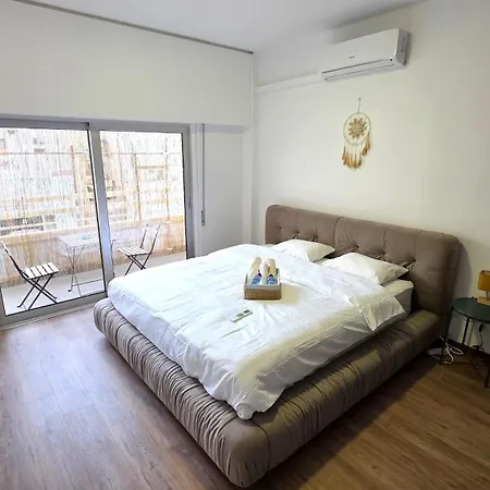 Steps To - Modern With 1gb Wi-fi Appartement Larnaca